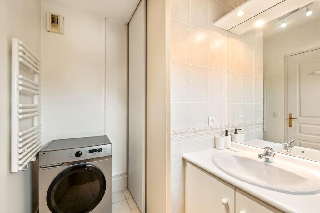 Apartament T2 Paisible Vaise, Avec Parking Metro Direct Bellecour Lyon Zewnętrze zdjęcie