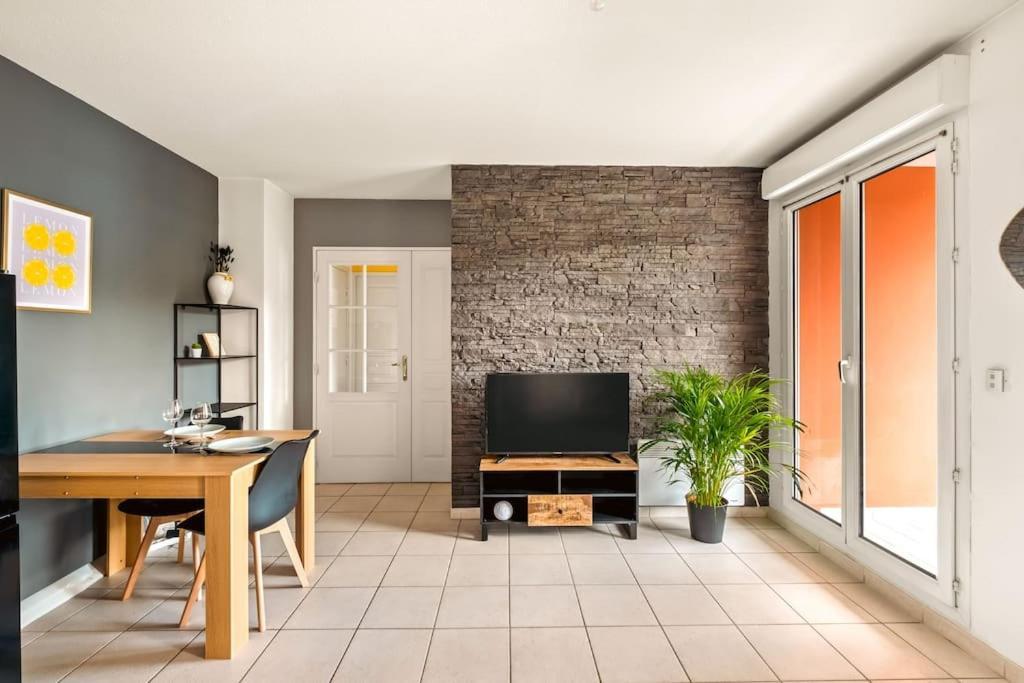 Apartament T2 Paisible Vaise, Avec Parking Metro Direct Bellecour Lyon Zewnętrze zdjęcie